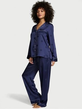 💙NWT~VICTORIA’S SECRET~Signature Satin Long Pajama Set SIZE XL SHORT